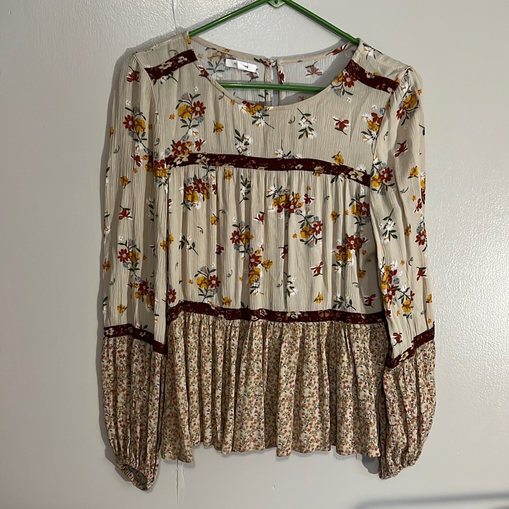 Floral top